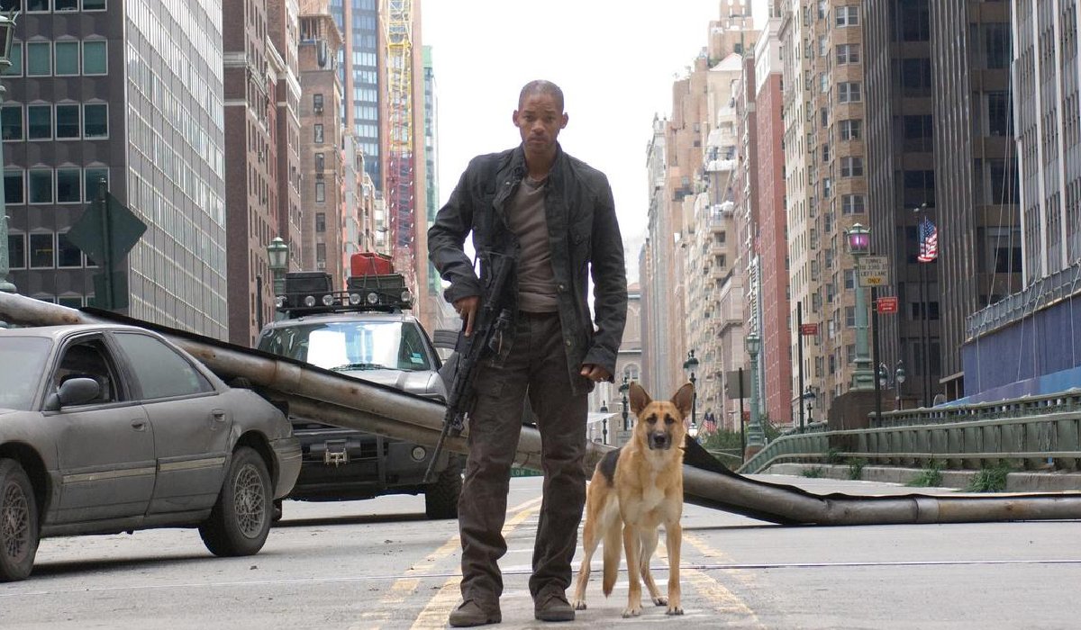 I Am Legend Will Smith patrols the street with his German Shepherd