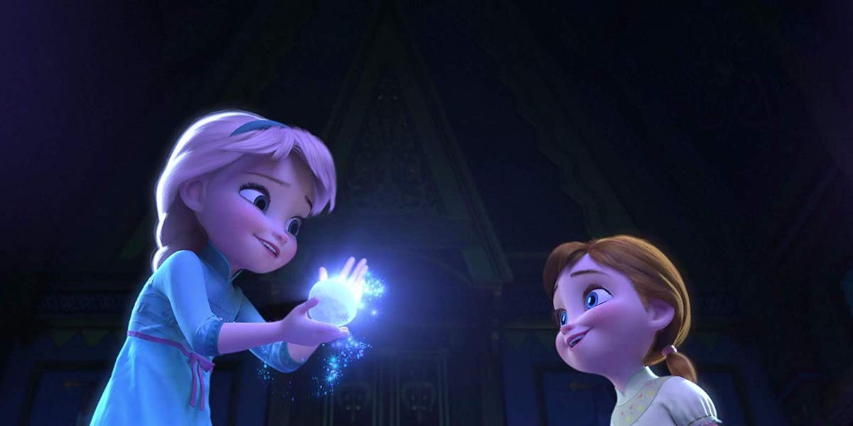 Young Elsa And Anna in Frozen 2013