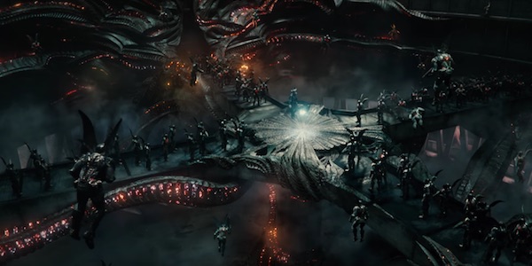 Steppenwolf and Parademons in Justice League