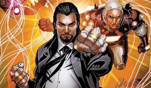 Mandarin showing off rings in Marvel Comics