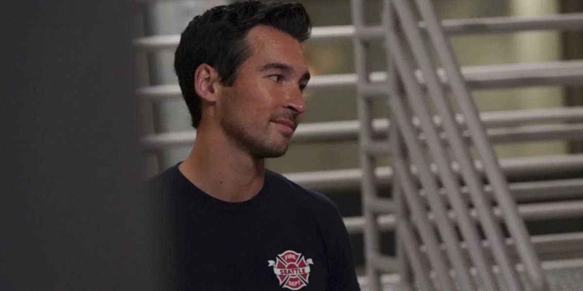 How Station 19's Travis Is Going To Change After His Big Backstory Reveal -  CINEMABLEND