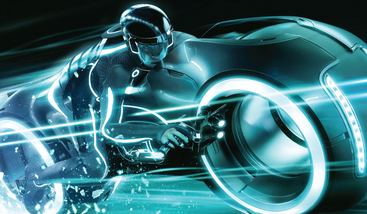 Tron Legacy Garrett Hedlund speeding on a light cycle
