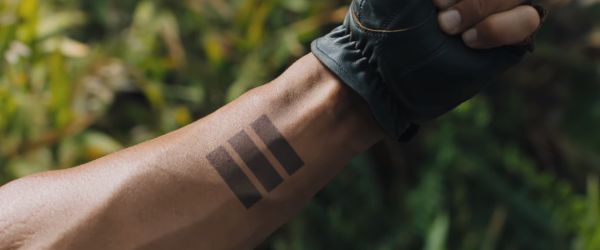 Jumanji Welcome to the Jungle 2017 review wrist life