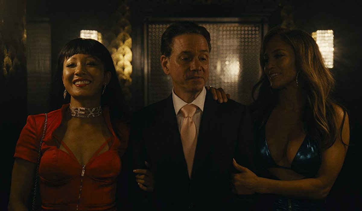 Hustlers Constance Wu and Jennifer Lopez take Frank Whaley to the champagne room