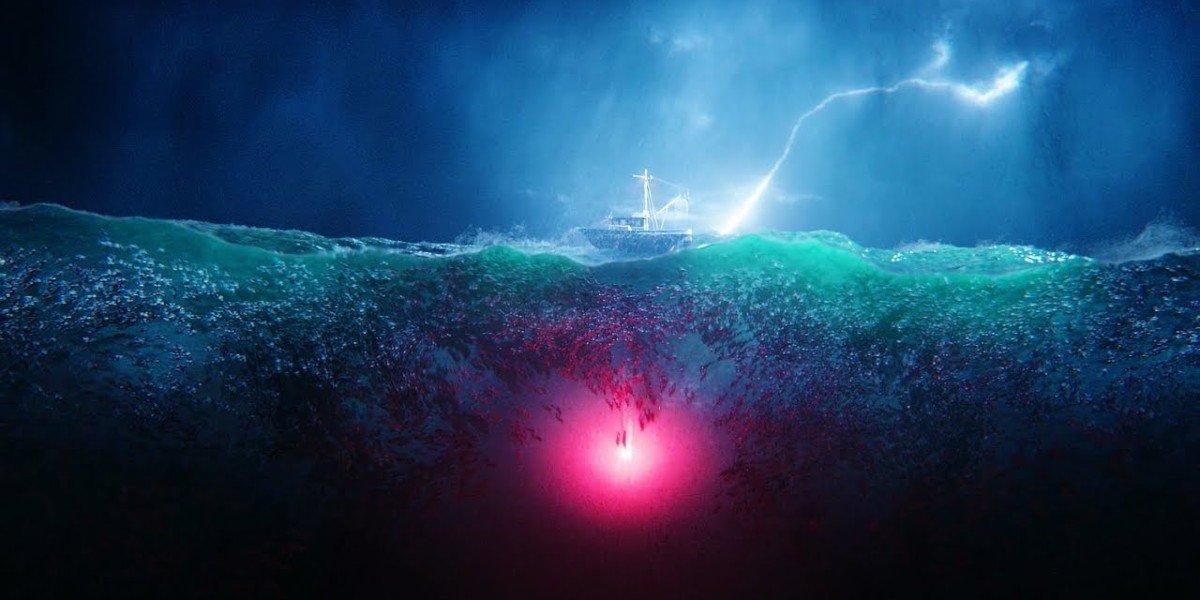 Screenshot from Aquaman trench sequence