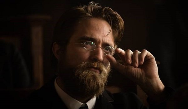 Robert Pattinson Mungkin Mendorong Hollywood Untuk Mengejar