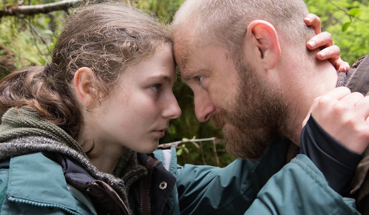 Leave No Trace Thomasin McKenzie and Ben Foster