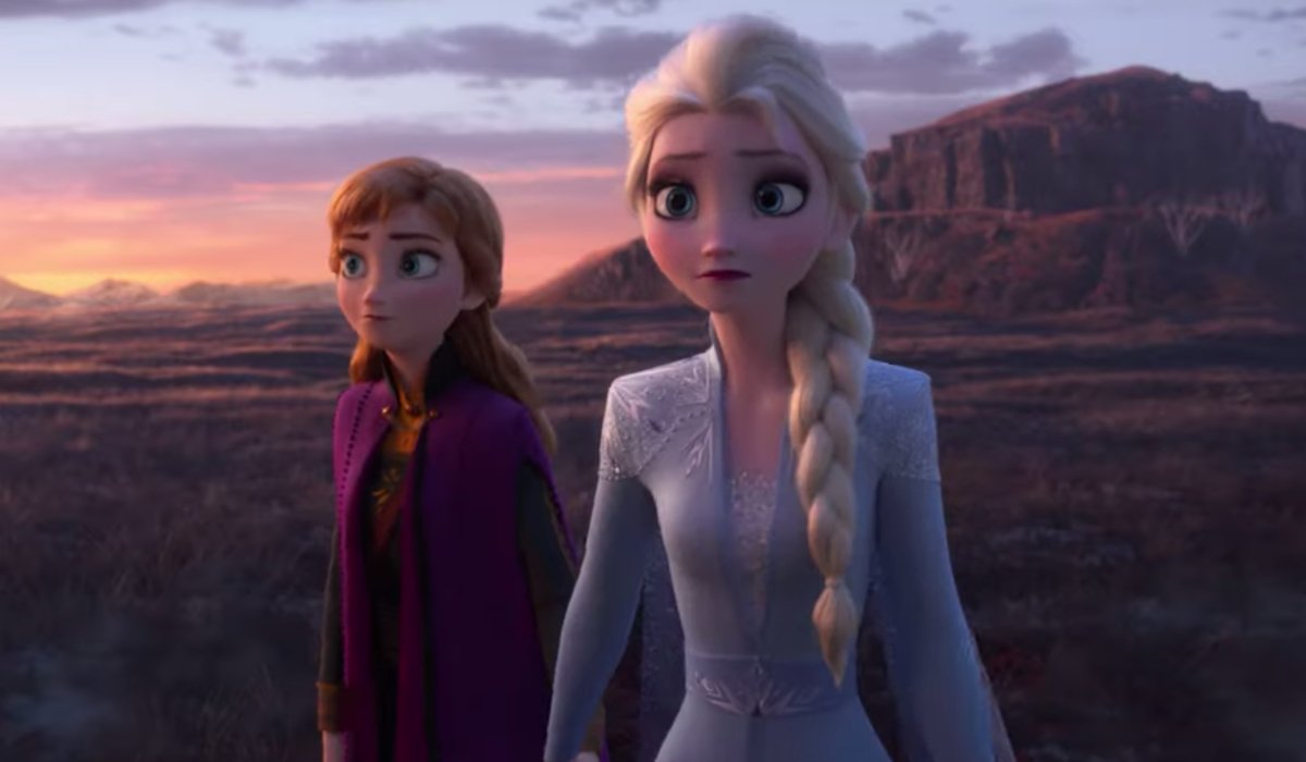 Frozen II Anna and Elsa adventuring in a canyon