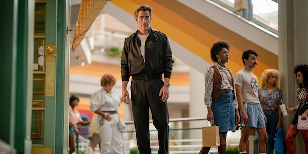 Chris Pine Knew He'd Be Back For Wonder Woman 1984 While Shooting The First  One - CINEMABLEND
