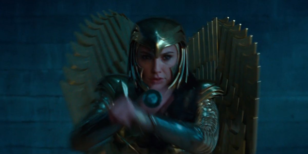 Wonder Woman S New Golden Eagle Armor Looks Totally Badass
